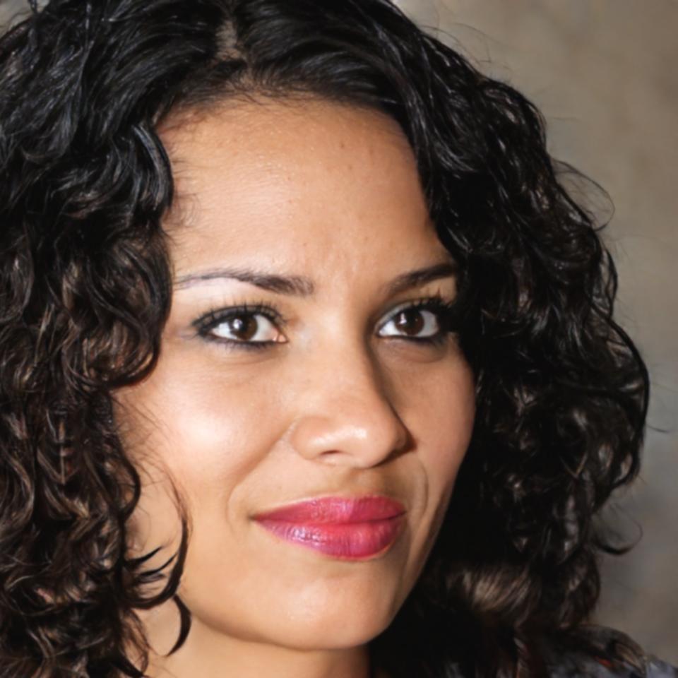 Portraitfoto von Anneliese Gottwald, Mitgründerin von renivoraxel